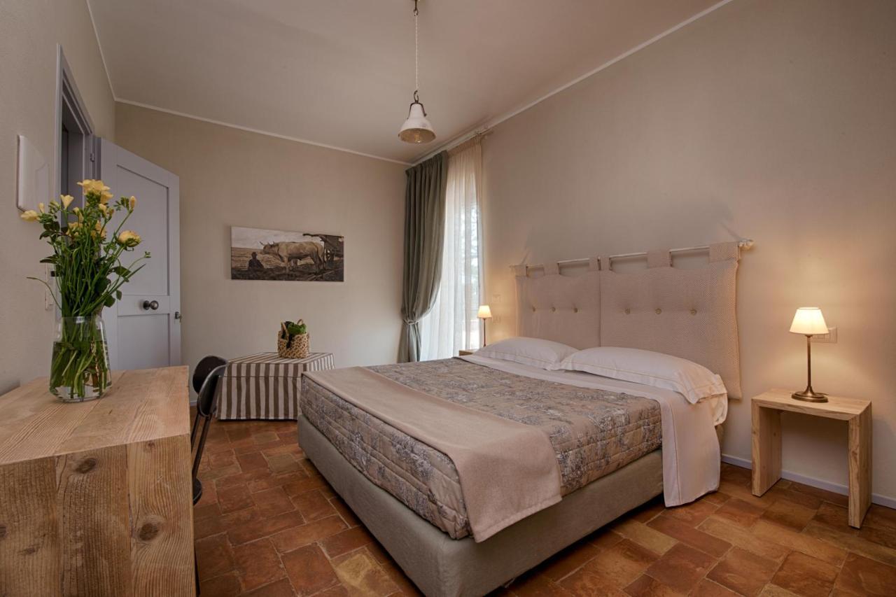 Agriturismo Poderedodici Orbetello Buitenkant foto
