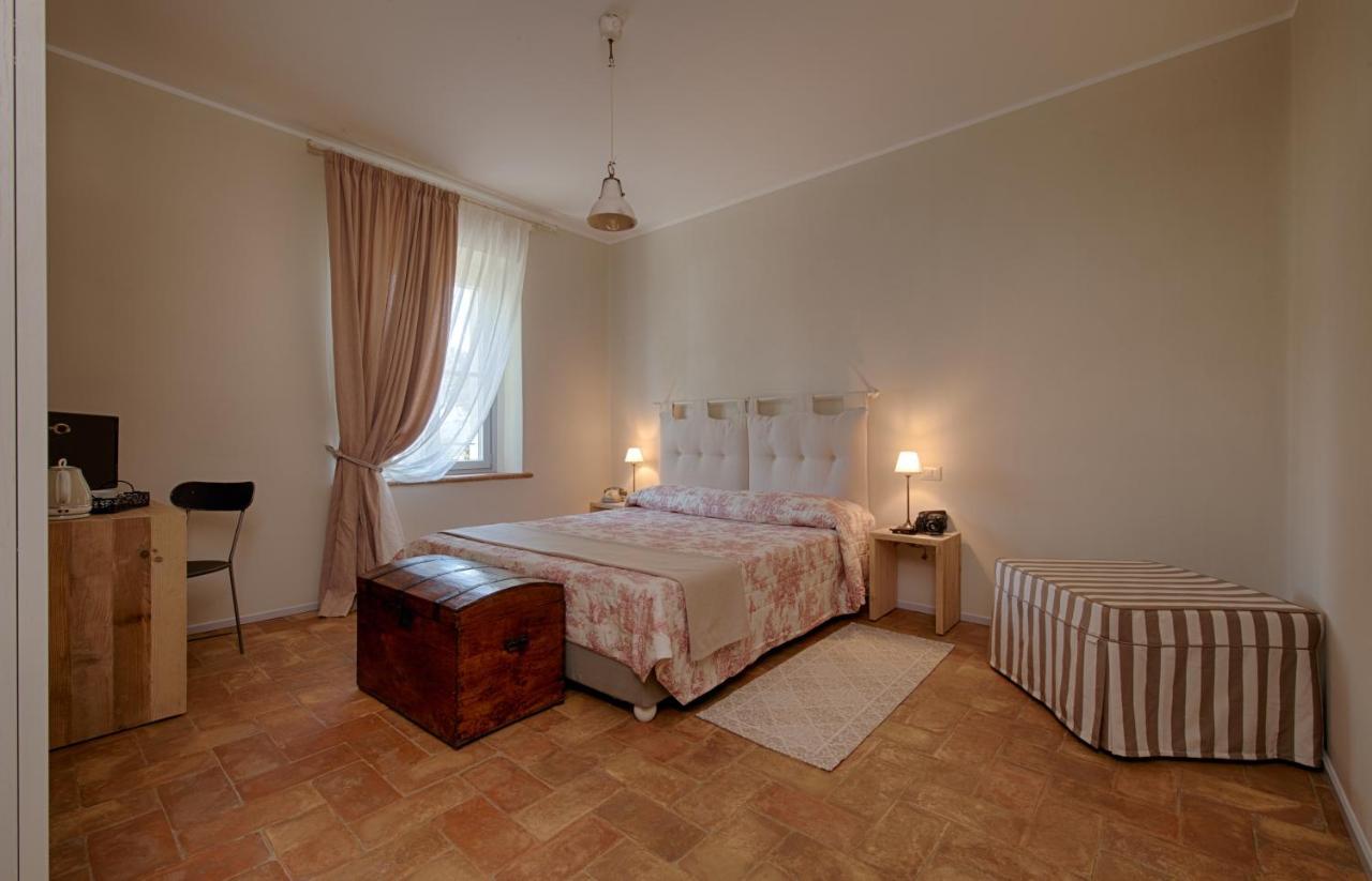 Agriturismo Poderedodici Orbetello Buitenkant foto