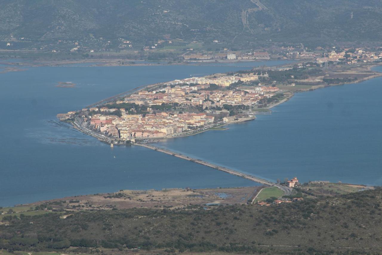 Agriturismo Poderedodici Orbetello Buitenkant foto