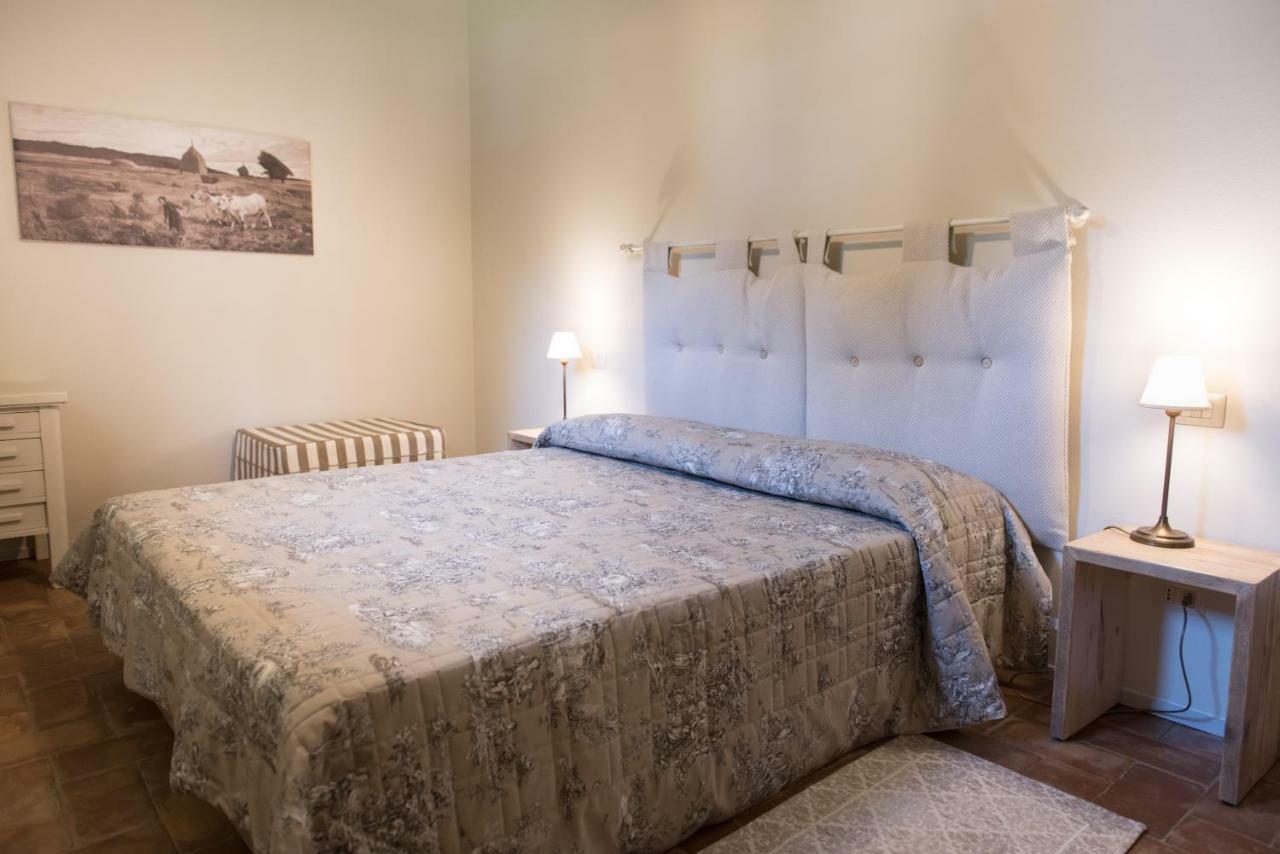 Agriturismo Poderedodici Orbetello Buitenkant foto