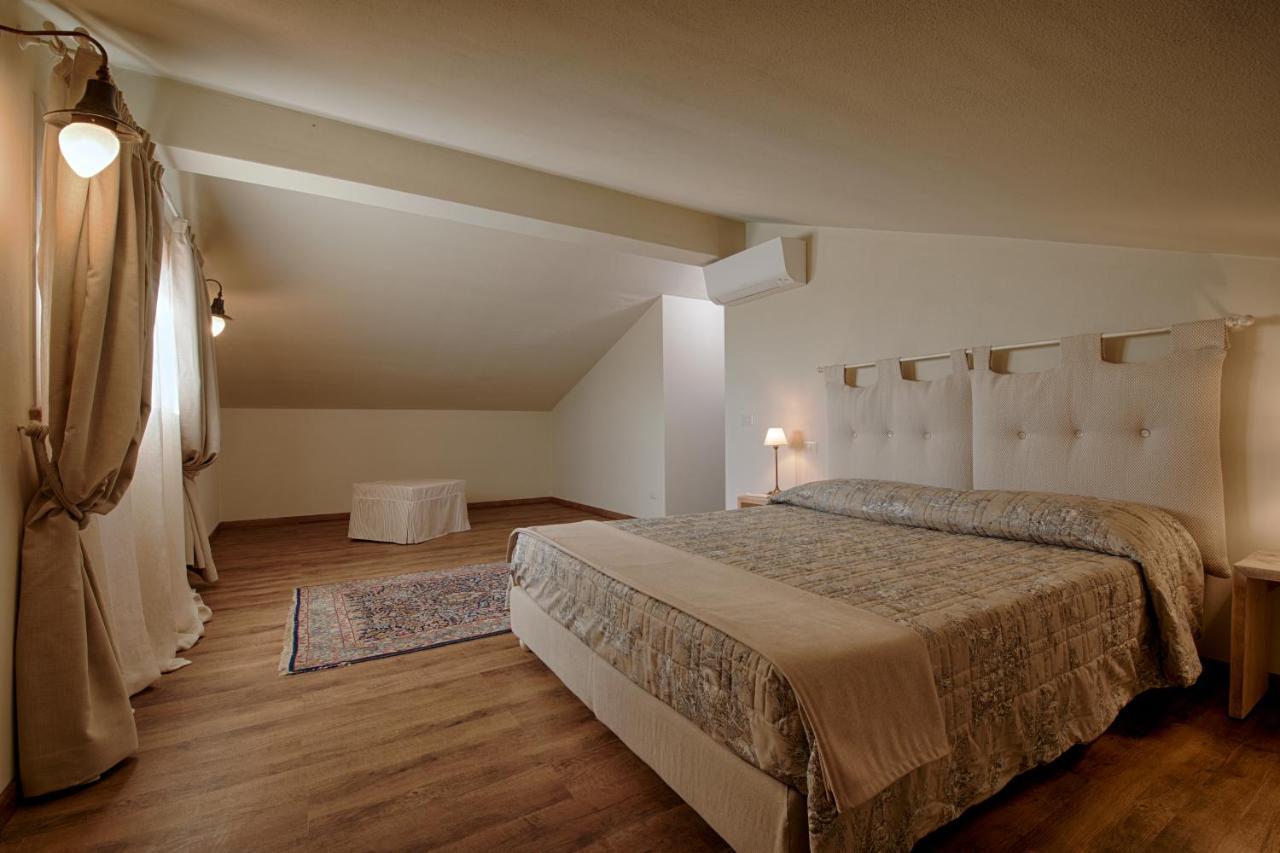 Agriturismo Poderedodici Orbetello Buitenkant foto